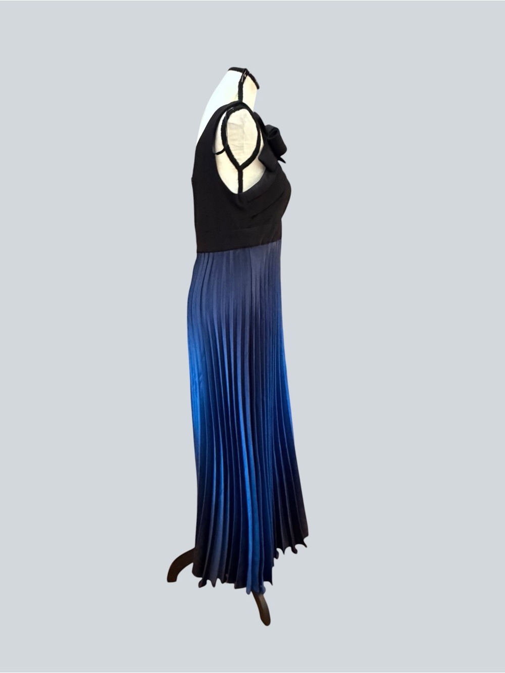 Vtg Betsy & Adam black pleated cocktail midi dress - Picture 3 of 11